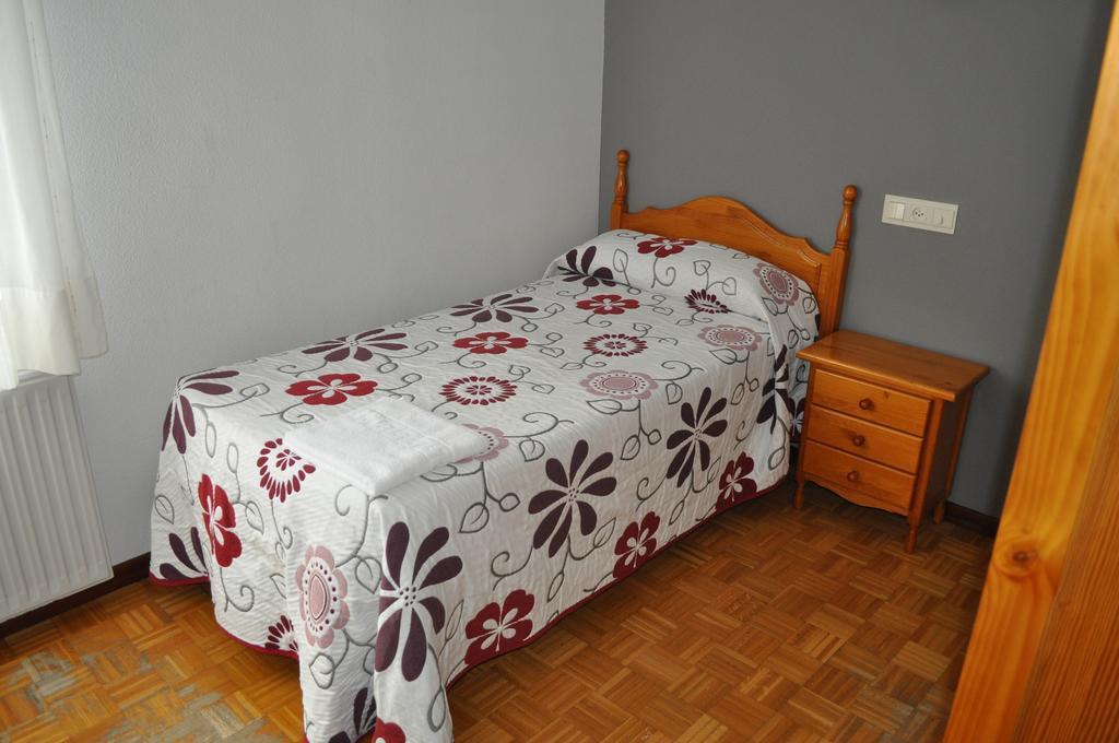 Hostal La Tablada 나발레노 객실 사진