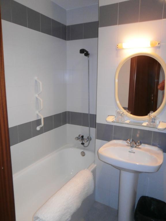 Hostal La Tablada 나발레노 외부 사진