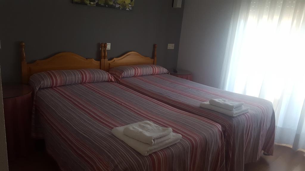 Hostal La Tablada 나발레노 외부 사진